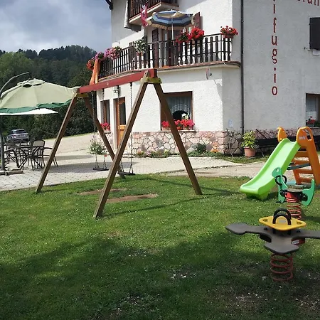 Penzion Rifugio Monte Baldo Avio