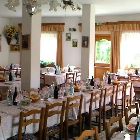 Guest house Rifugio Monte Baldo Avio
